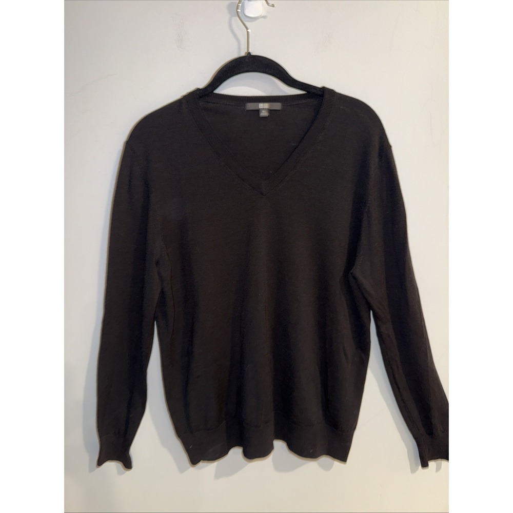 Women's Uniqlo Solid Black Long Sleeve 100% Wool  V-Neck Sweater Sz XL Woolmark